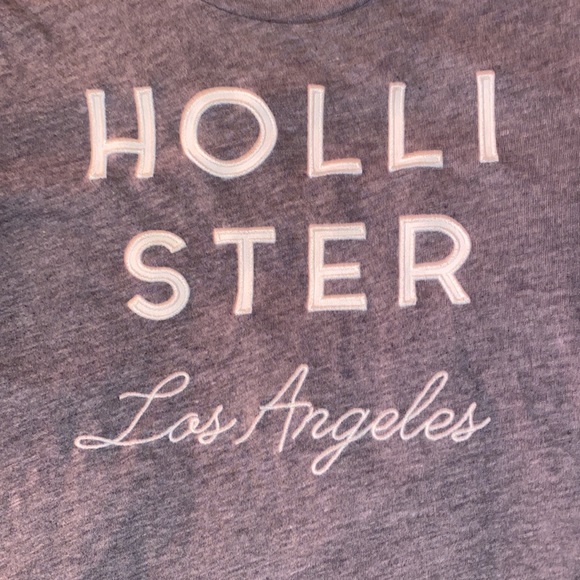 Hollister top - Picture 2 of 4